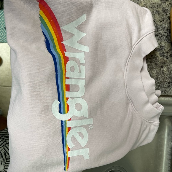 Vintage Wrangler pink women’s sweatshirt in great used condition. Size medium - Picture 3 of 3